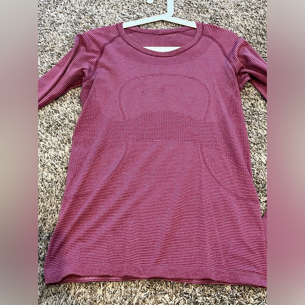 Lululemon Swiftly Tech Long Sleeve Crew Heathered Pink Purple Pullover Shirt, 8